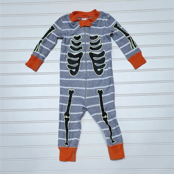 Hanna Andersson Other - Hanna Andersson Skeleton Glow In The Dark Sleeper/Pajamas